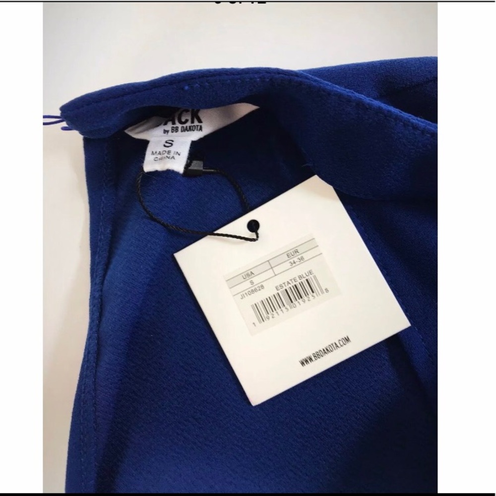 Jack by BB Dakota Blue Momsen Crepe Shift Dress - Picture 7 of 8